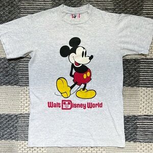 Vintage 80s Walt Disney World Mickey Mouse T-shirt Size Small READ description